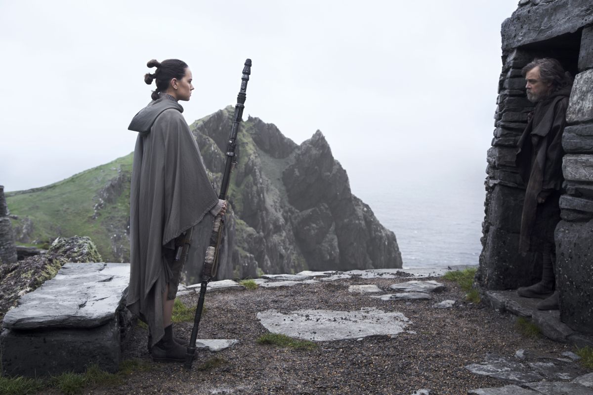 Star Wars: The Last Jedi
L to R: Rey (Daisy Ridley) and Luke Skywalker (Mark Hamill)
Photo: Jonathan Olley
Â©2017 Lucasfilm Ltd. All Rights Reserved.