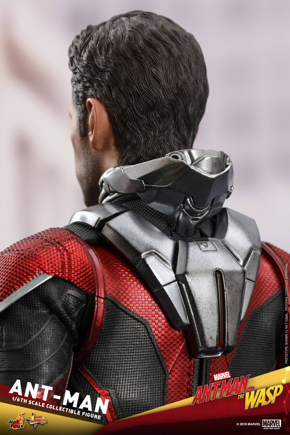 hot-toys-ant-man-and-the-wasp-ant-man-collectible-figure_pr16