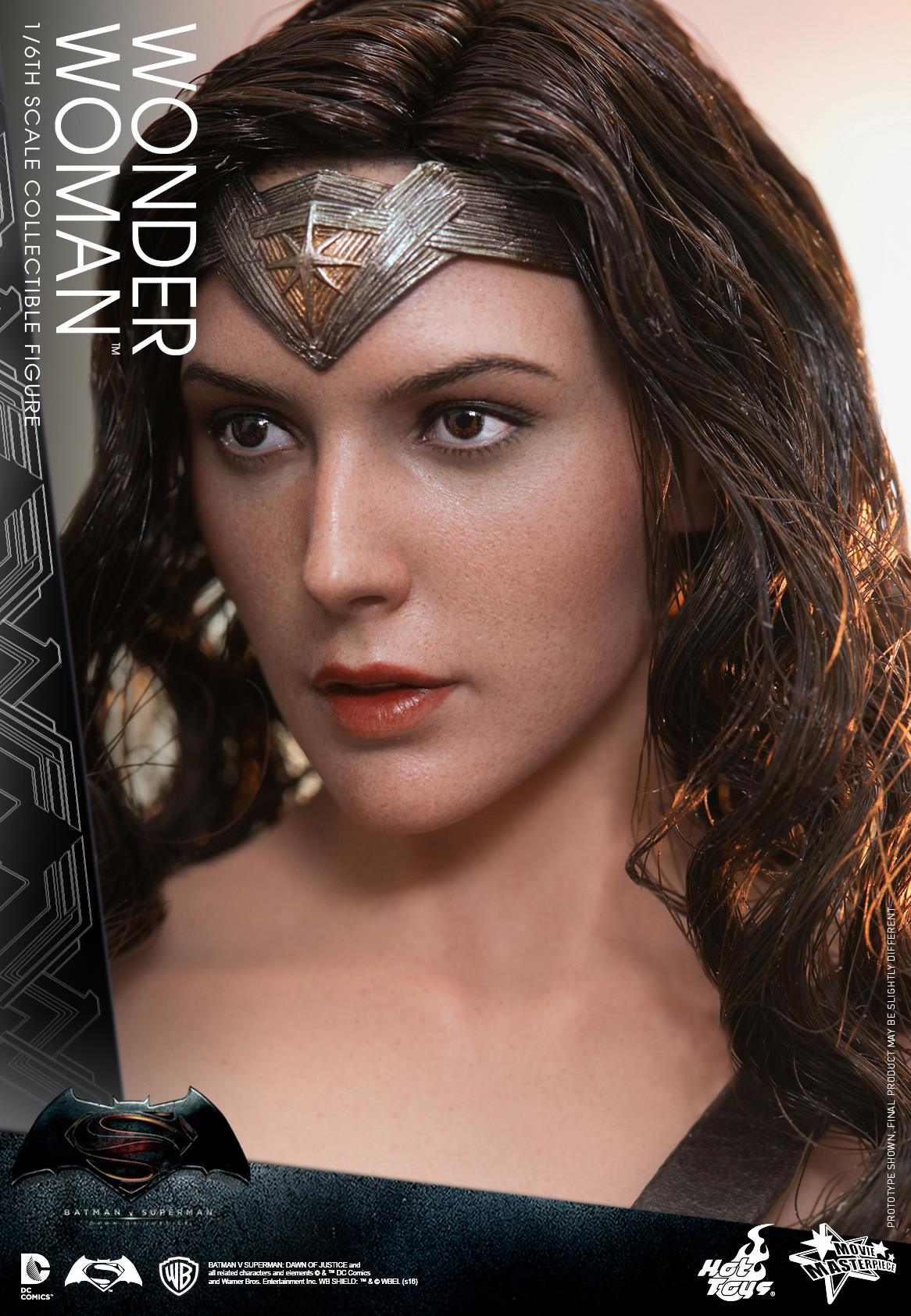 Batman v Superman: Dawn of Justice 1/6th scale Wonder Woman Collectible Figure