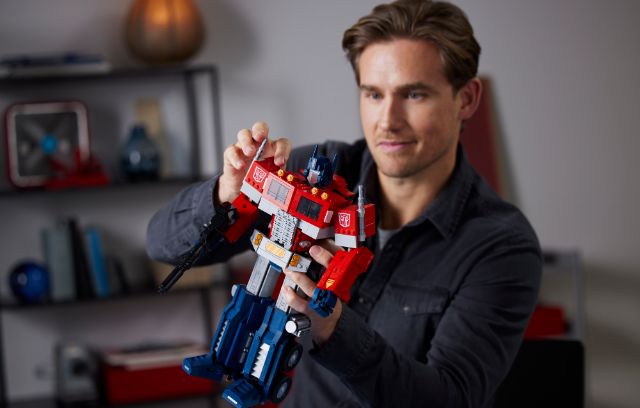 LEGO Optimus 10